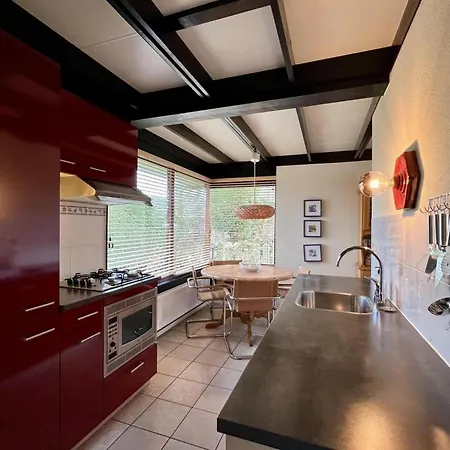 For 4 People In Wildrijk Tatil Evi