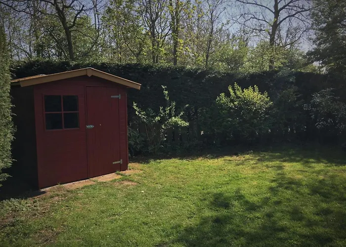 For 4 People In Wildrijk Sint Maartensvlotbrug