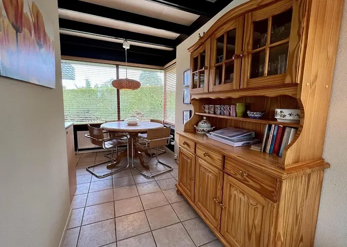 For 4 People In Wildrijk Sint Maartensvlotbrug